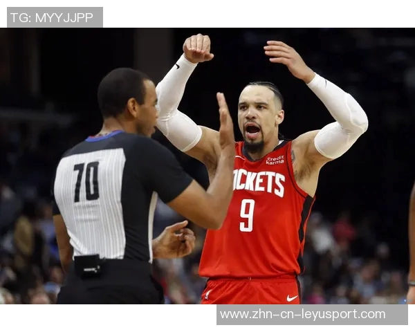 布克透露狄龙赛后因末节争执道歉全队已释怀继续向前