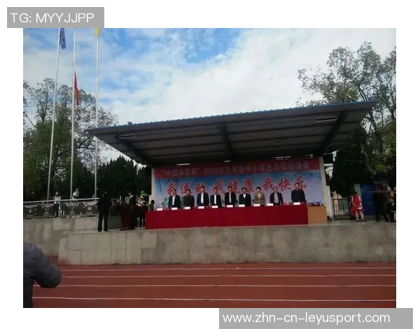 武汉三镇训练纪实：团结拼搏共创辉煌未来的奋斗之路